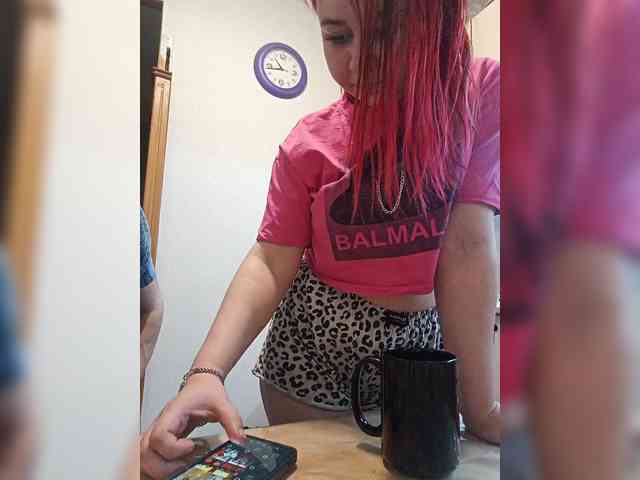 EmmaMiler webcam
