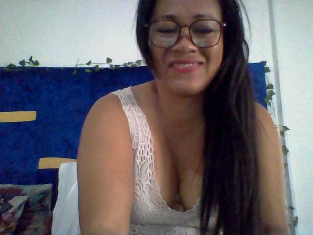 Myrahsexy live cam on BongaCams