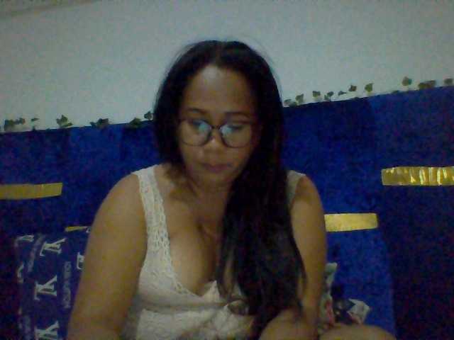 Myrahsexy, 36 y/o - Live Cam on BongaCams
