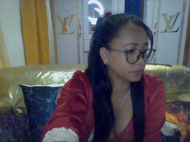 Myrahsexy live cam on BongaCams