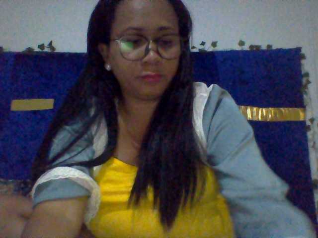 Myrahsexy live cam on BongaCams