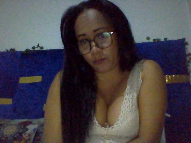 Myrahsexy live cam on BongaCams