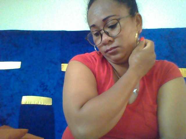 Camgirl Myrahsexy sur Bongacams