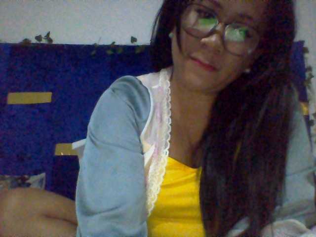 Myrahsexy live cam on BongaCams