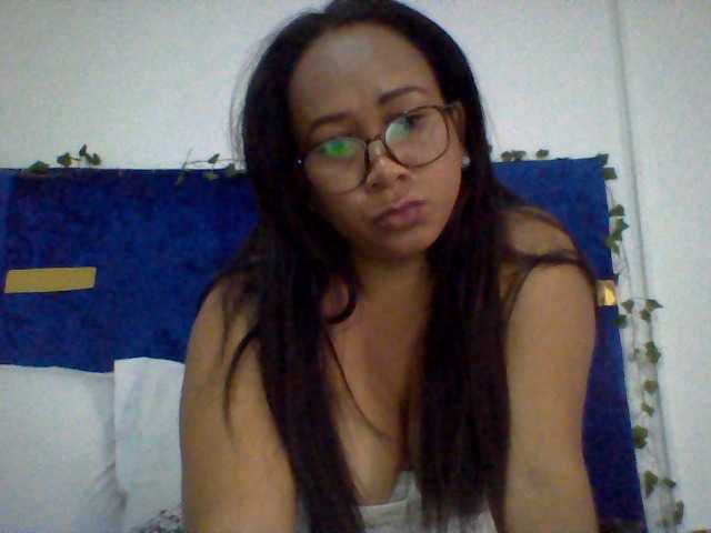 Myrahsexy live cam on BongaCams