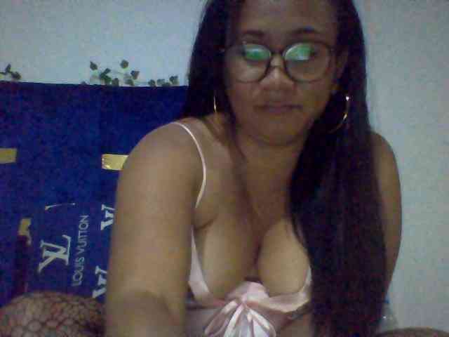 Modèle: Myrahsexy