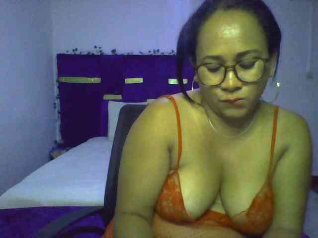 Myrahsexy webcam