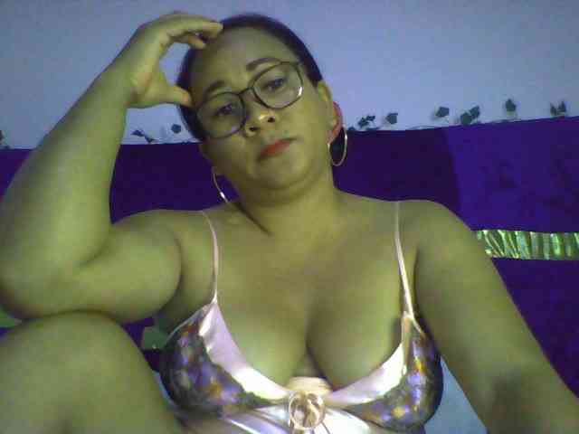 Myrahsexy webcam