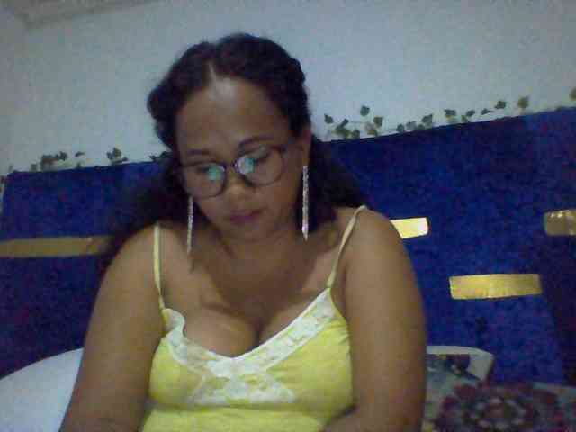 Myrahsexy webcam