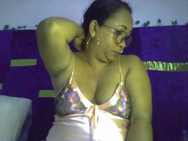 Myrahsexy webcam