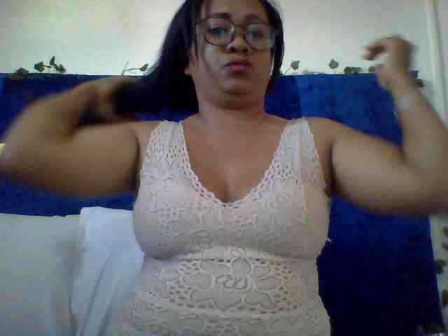 Myrahsexy webcam