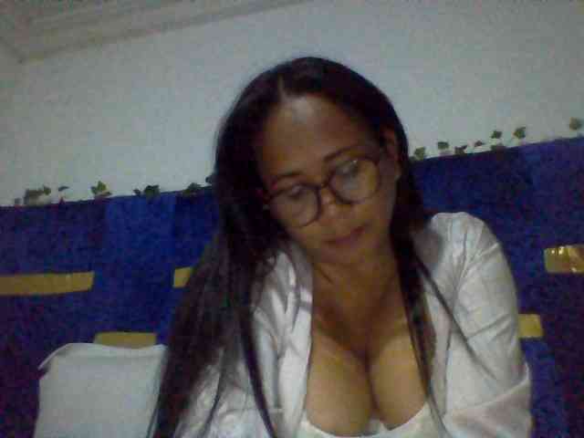 Myrahsexy webcam