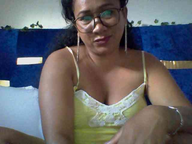 Myrahsexy webcam
