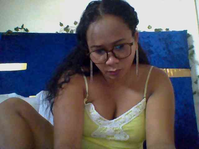 Myrahsexy webcam