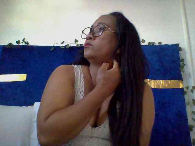 Myrahsexy webcam