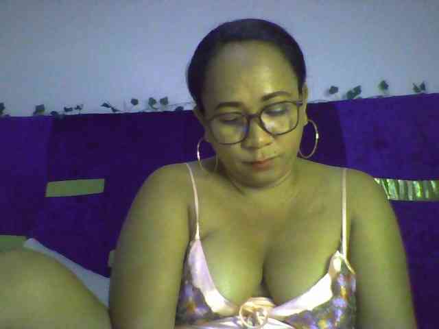 Myrahsexy webcam