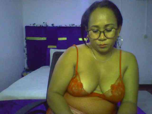 Myrahsexy webcam