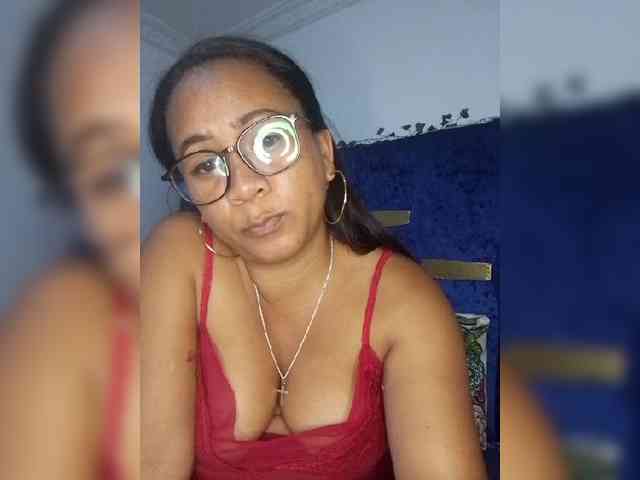 Modèle: Myrahsexy