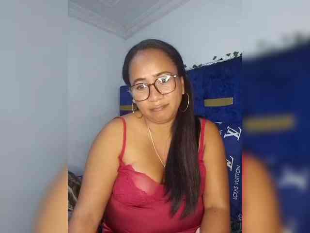 Myrahsexy webcam