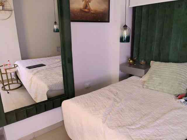 ThaisCeleste webcam