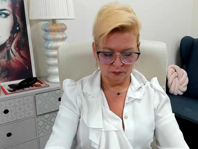LunaFantasy live cam on BongaCams