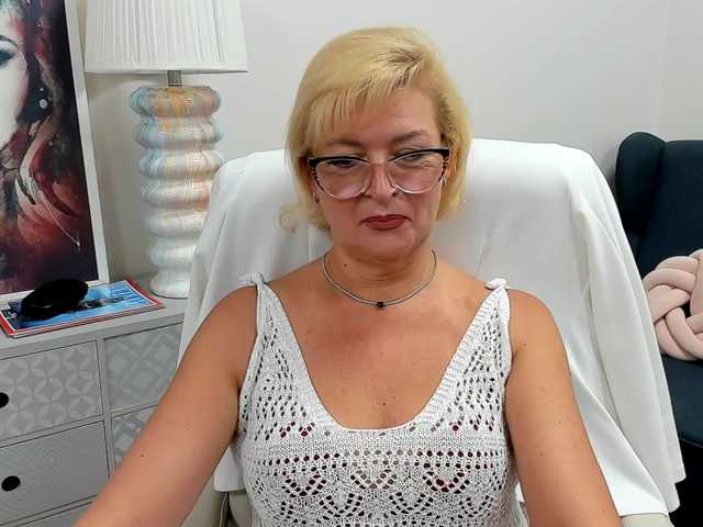 LunaFantasy live cam on BongaCams