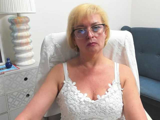 LunaFantasy live cam on BongaCams