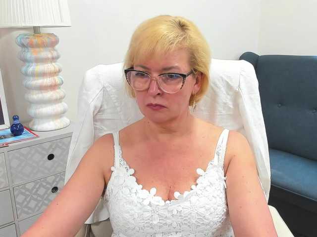 LunaFantasy live cam on BongaCams
