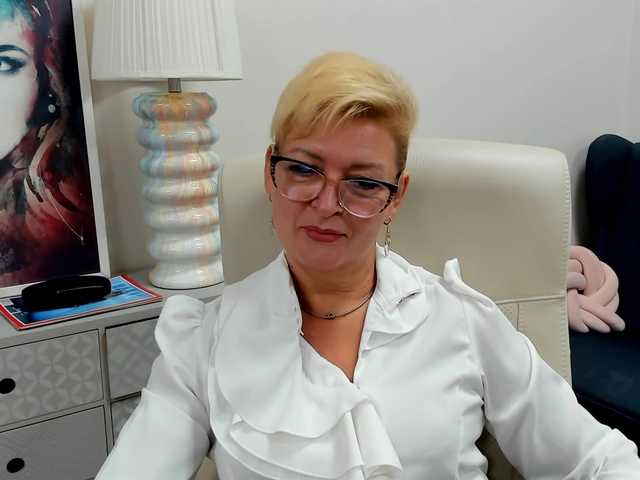 LunaFantasy live cam on BongaCams