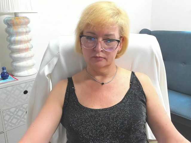 LunaFantasy live cam on BongaCams