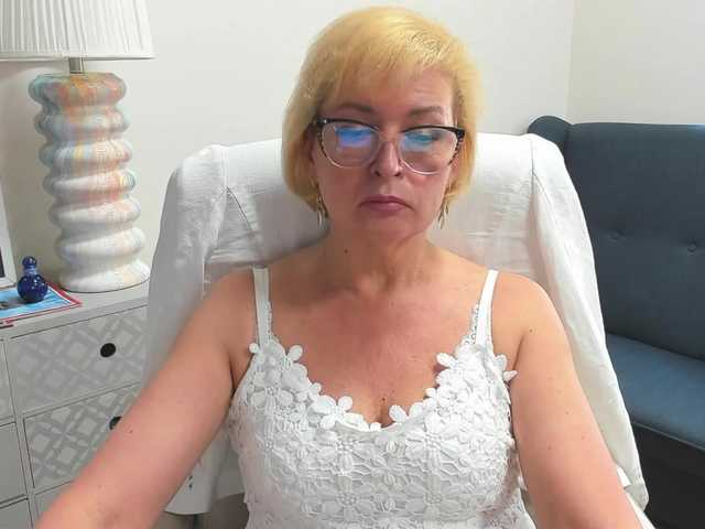LunaFantasy live cam on BongaCams
