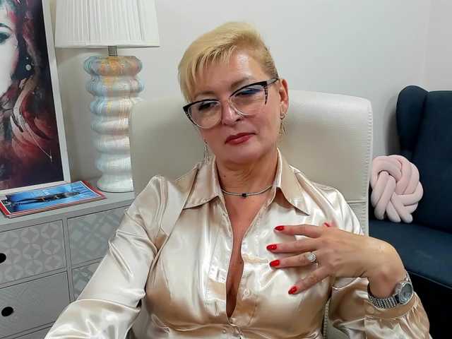 LunaFantasy live cam on BongaCams