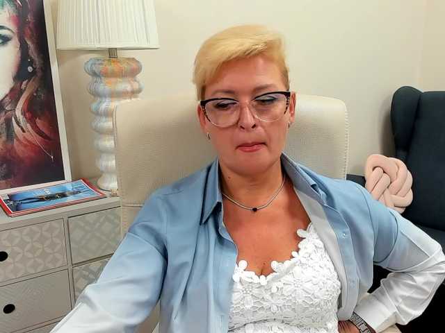 LunaFantasy live cam on BongaCams