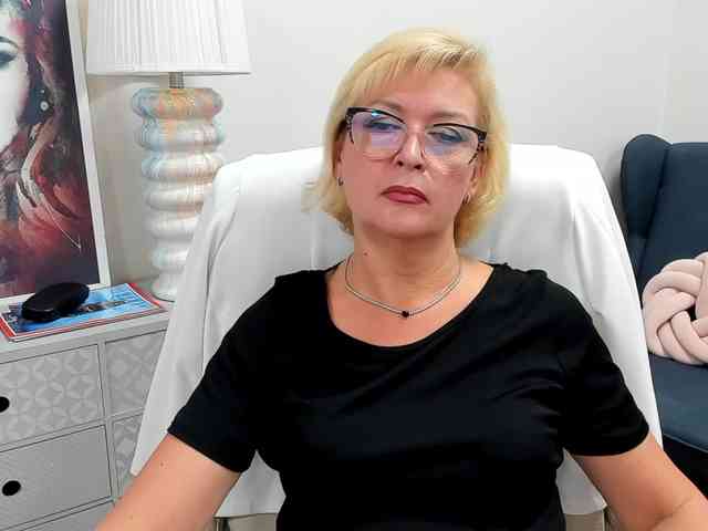 Model: LunaFantasy