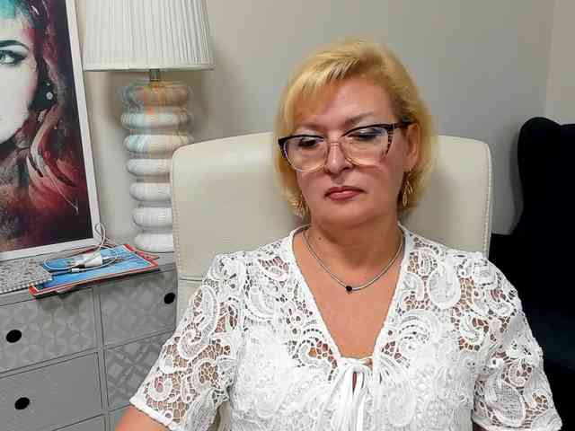 LunaFantasy Live Webcam on BongaCams