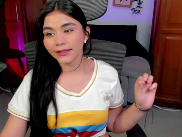 Charlize-Theron live cam on BongaCams