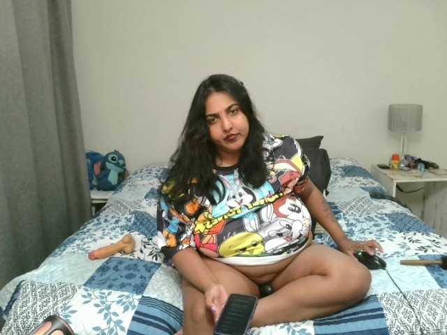 INDIANBEARXX live cam on BongaCams