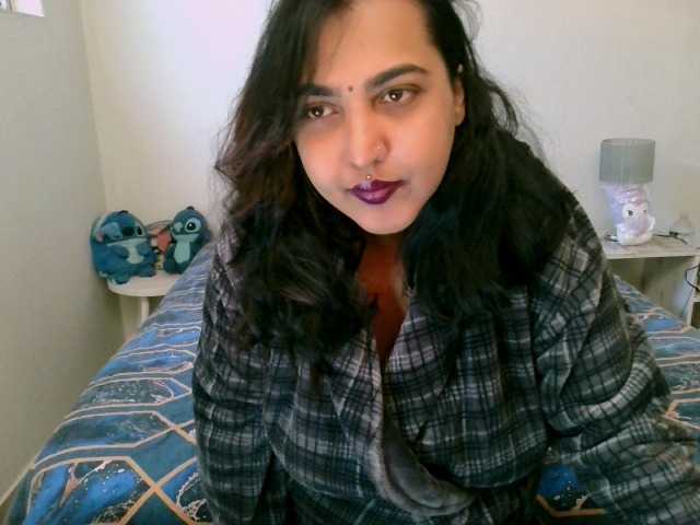 INDIANBEARXX live cam on BongaCams