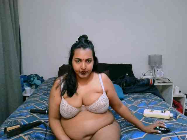 INDIANBEARXX webcam