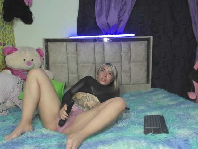 daphnehot01