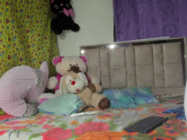 Preview of daphnehot01