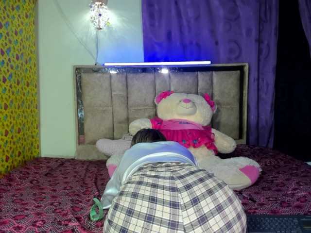 daphnehot01 live cam on BongaCams