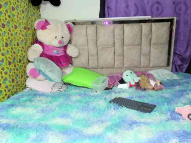 daphnehot01