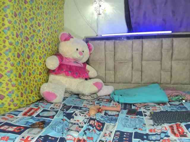 daphnehot01