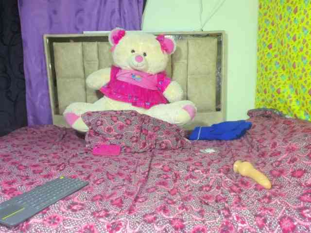 daphnehot01 webcam