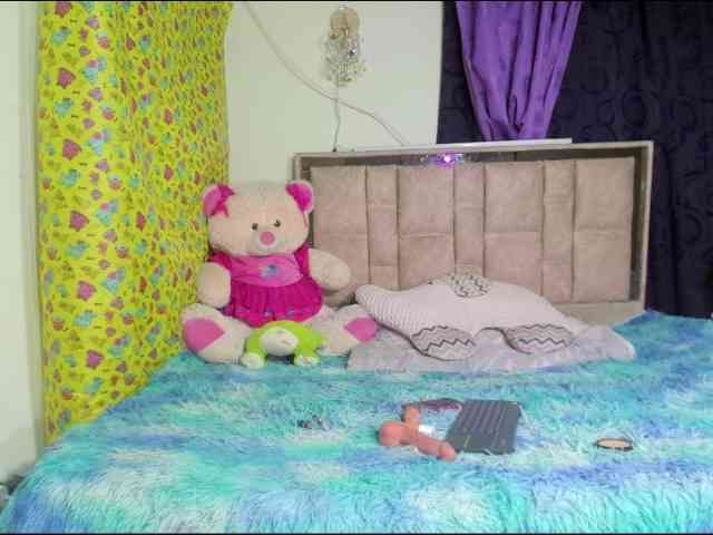 daphnehot01 webcam