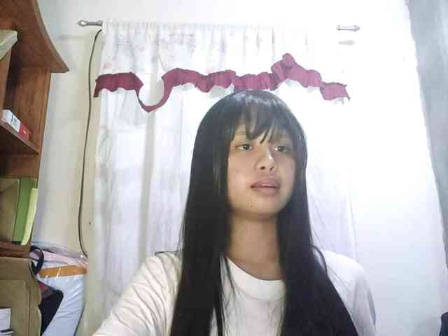KacyLurye webcam