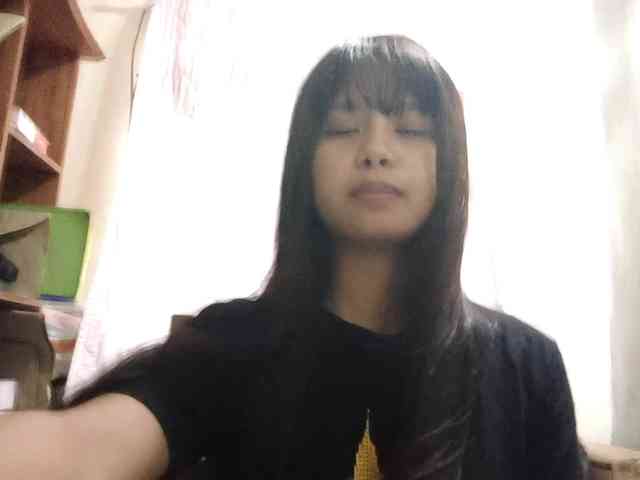 KacyLurye webcam