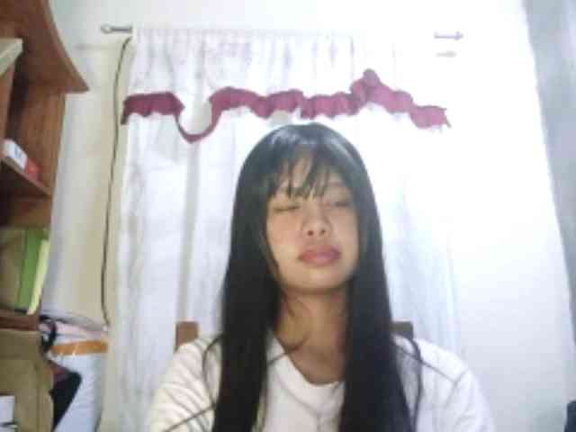 KacyLurye webcam