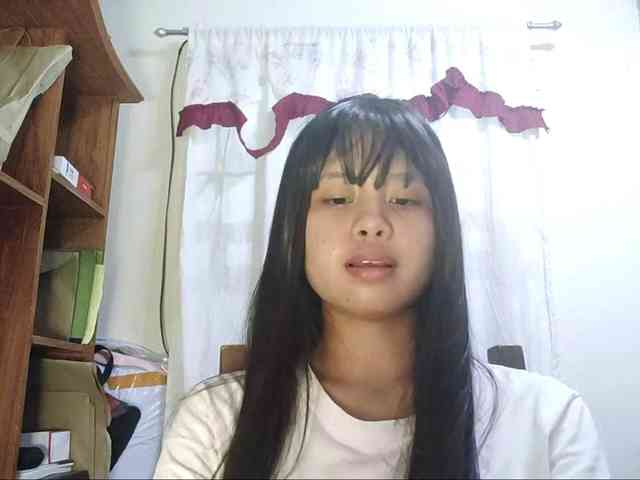 KacyLurye webcam